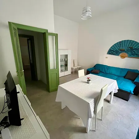 Chic Urban Retreat Con Giardino Luminoso Apartment *